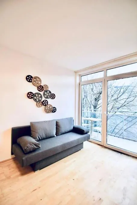 Lovely 2Br And 1Lr Apt, Up To 10P, Very Central Apartment Vienna Austria