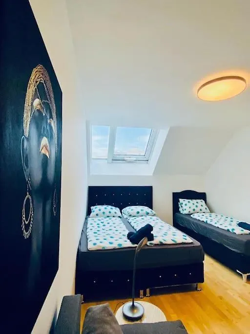 Lovely 2Br And 1Lr Apt, Up To 10P, Very Central Apartment Vienna Austria