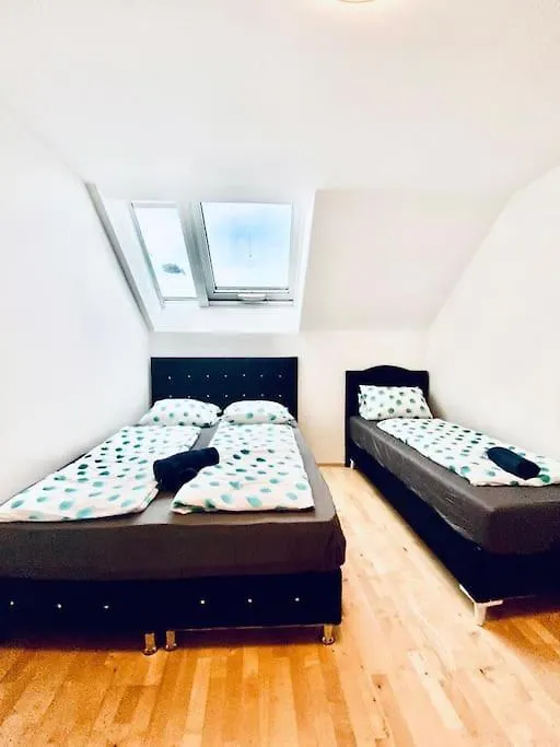 Lovely 2Br And 1Lr Apt, Up To 10P, Very Central Apartment Vienna