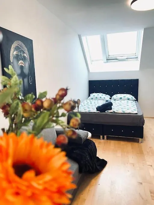 Lovely 2Br And 1Lr Apt, Up To 10P, Very Central Apartment Vienna