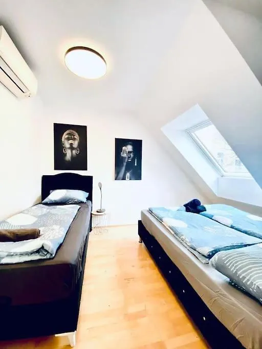 Lovely 2Br And 1Lr Apt, Up To 10P, Very Central Apartment Vienna Austria